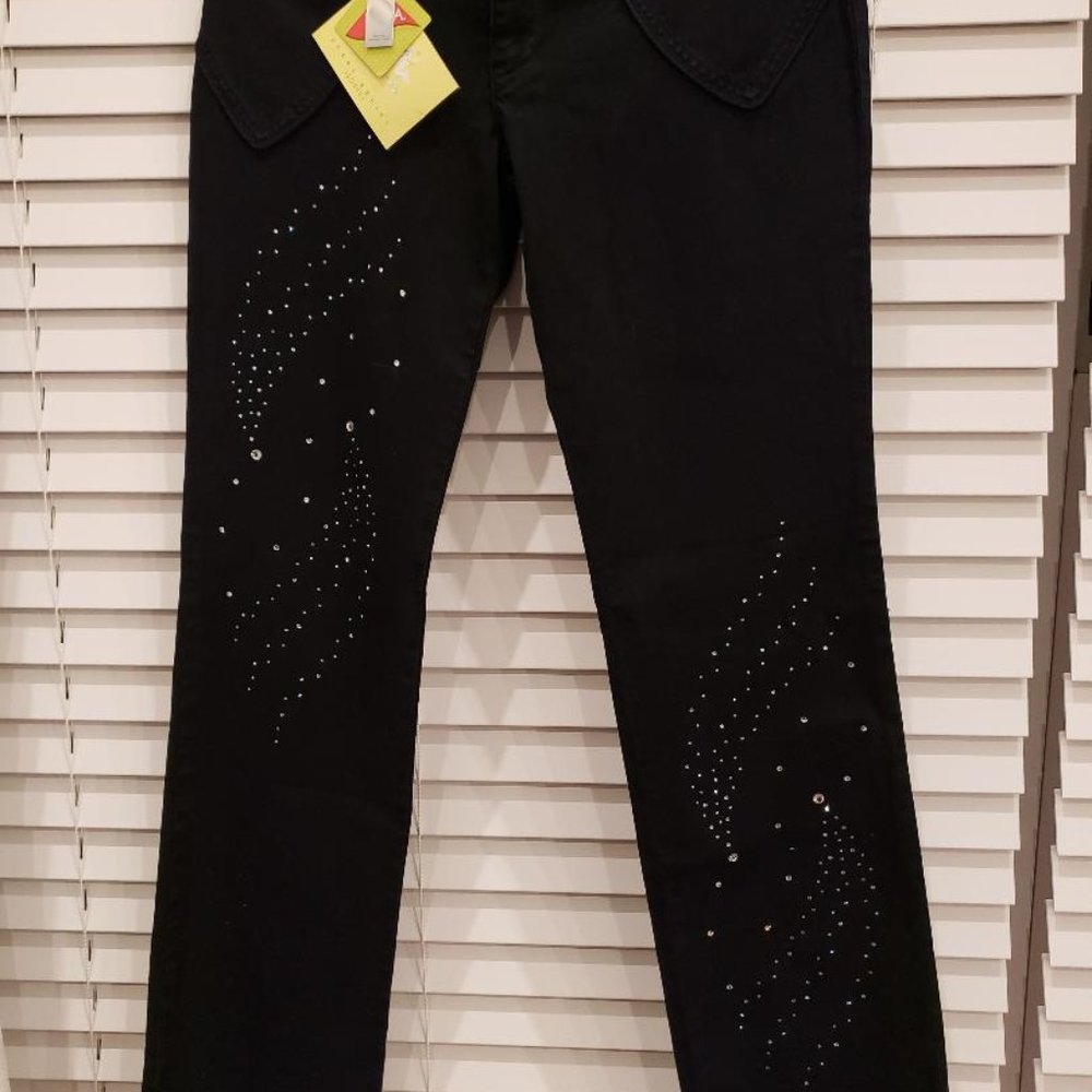 Jeans with Swarovski crystal on the legs